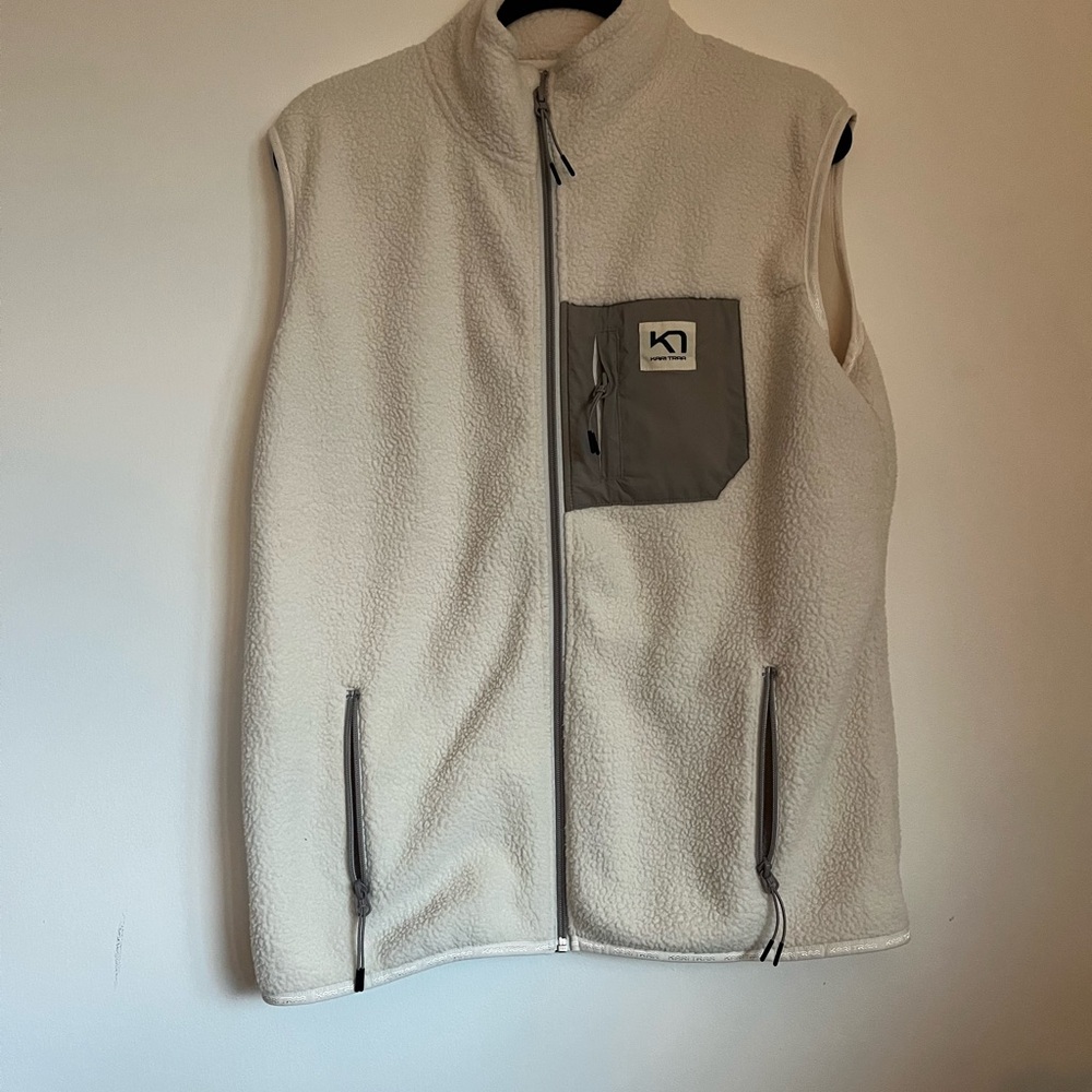 White Sherpa Kari Traa vest